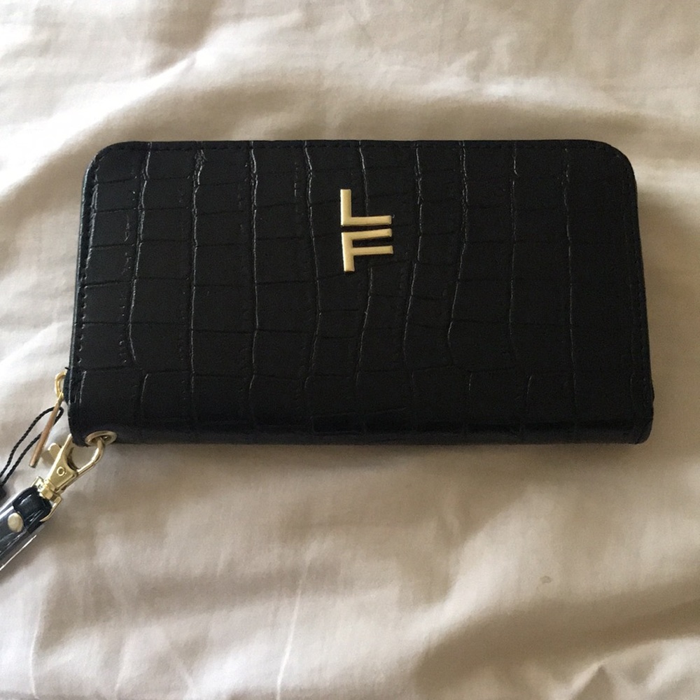 London Fog Wristlet Wallet